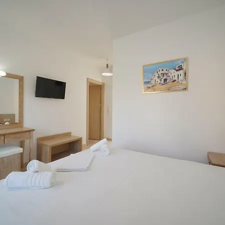 La Santa * Χρυσή Αμμουδιά