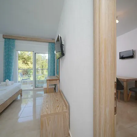 La Santa Ξενοδοχείο *