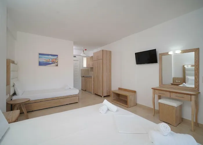 La Santa Chrysi Ammoudia