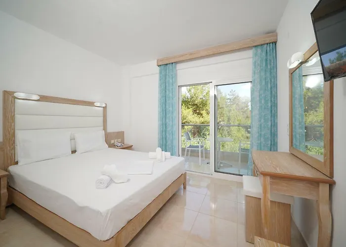 La Santa Chrysi Ammoudia